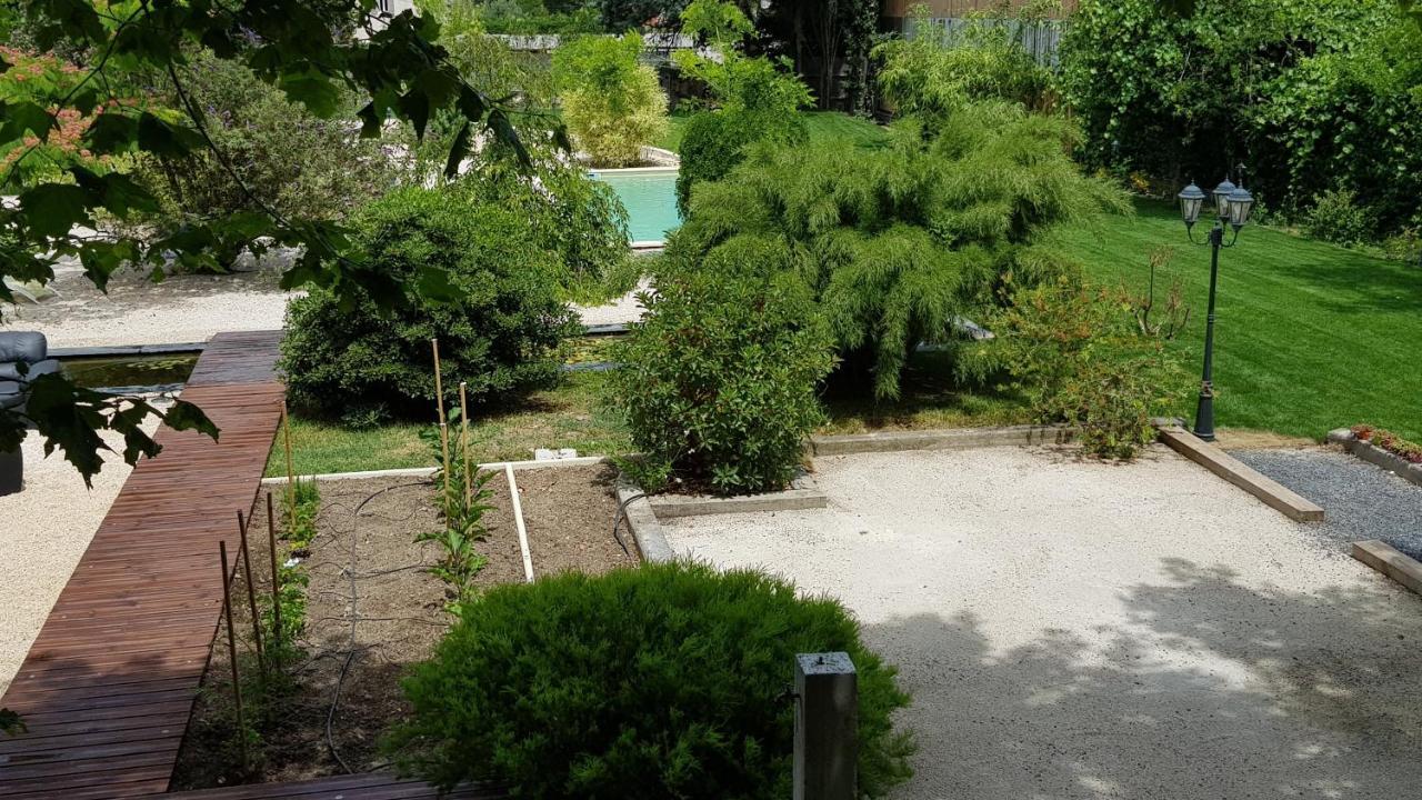 Maison D' Alys Entre Luberon Et Alpilles Cabannes Eksteriør bilde